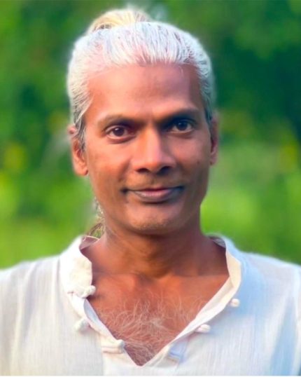 ananda-portrait-25 ananda-portrait-25